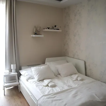 Feher Lotusz Чопак